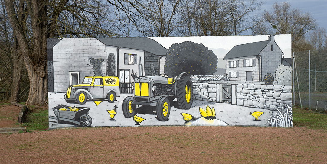 fresque en noir et blanc terminée
